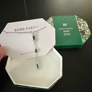 Rope you in necklace